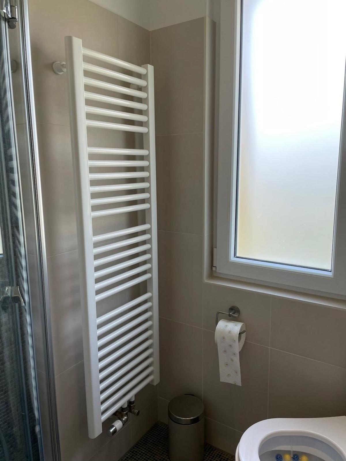 Modern And Cozy Apartment In Good Location برلين المظهر الخارجي الصورة