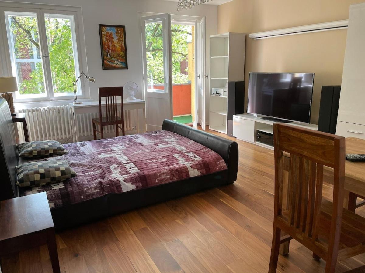 Modern And Cozy Apartment In Good Location برلين المظهر الخارجي الصورة