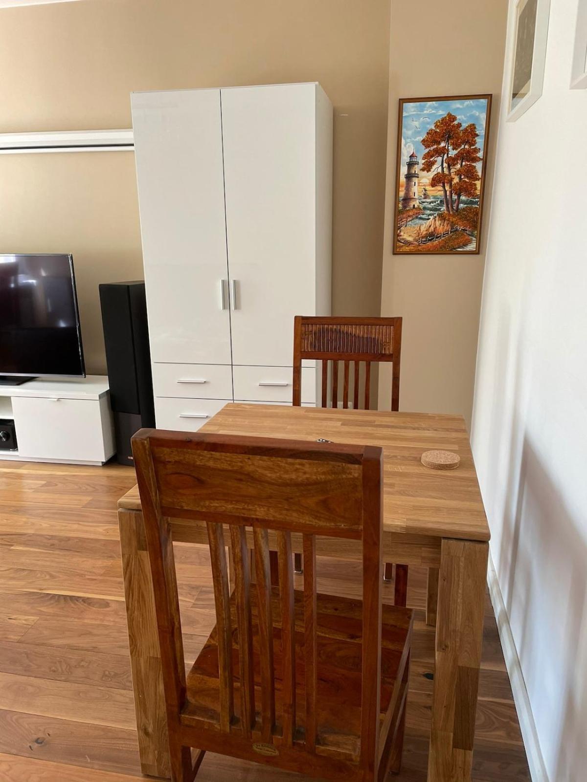 Modern And Cozy Apartment In Good Location برلين المظهر الخارجي الصورة